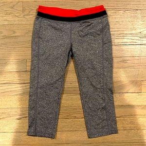 Forever 21 Capri Legging